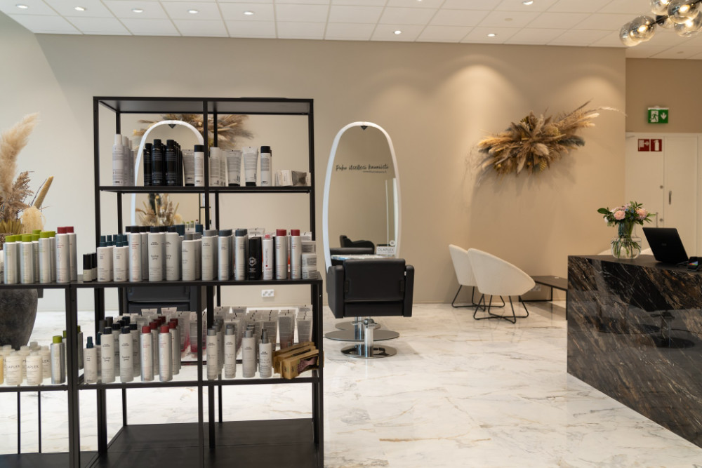 Parturi-Kampaamo Espoon Tapiolassa - Salon Hot Hair